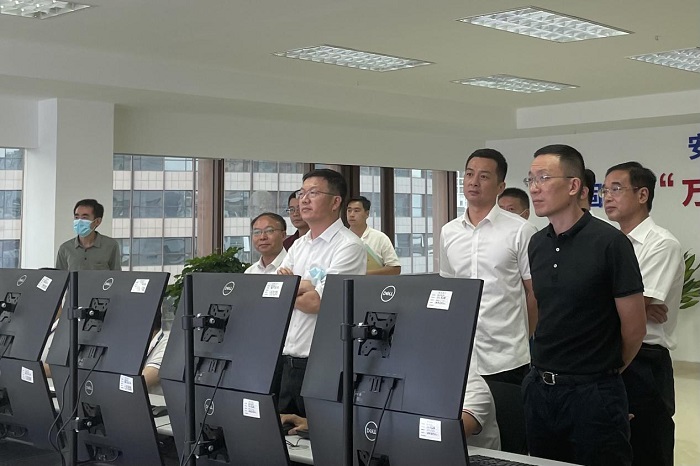 F:\yf\曠遠(yuǎn)人‚209\確定版本1111111\1新聞稿‚20924省住建廳蒞臨曠遠(yuǎn)調(diào)研\(zhòng)001.jpg F:\yf\曠遠(yuǎn)人‚209\確定版本1111111\1新聞稿‚20924省住建廳蒞臨曠遠(yuǎn)調(diào)研\(zhòng)001.jpg